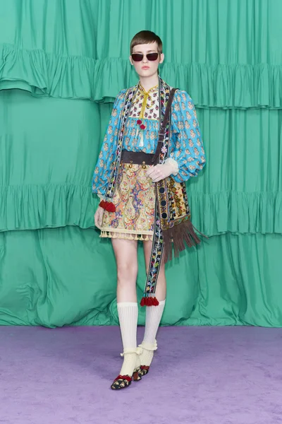 Look 61